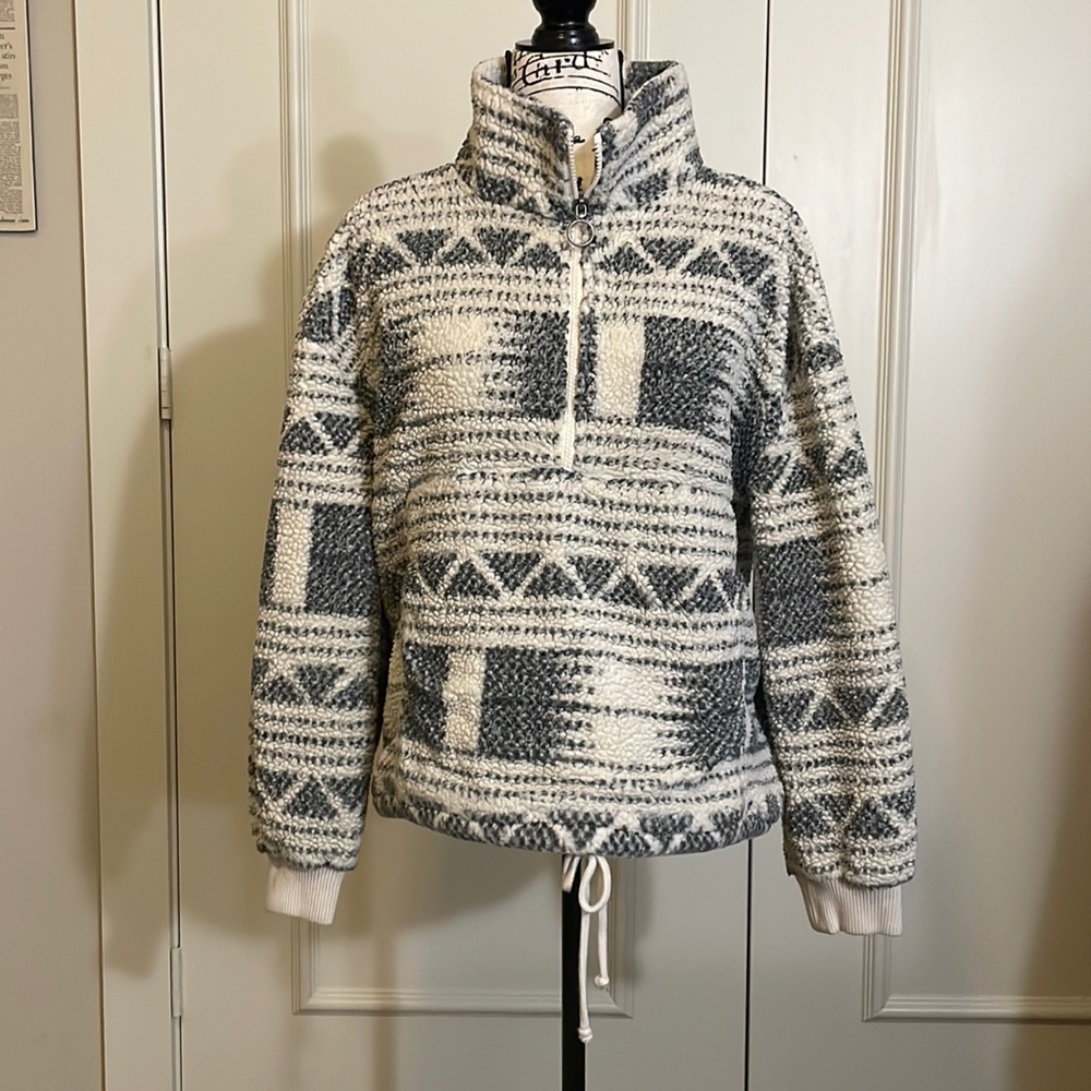 Billabong fleece pullover